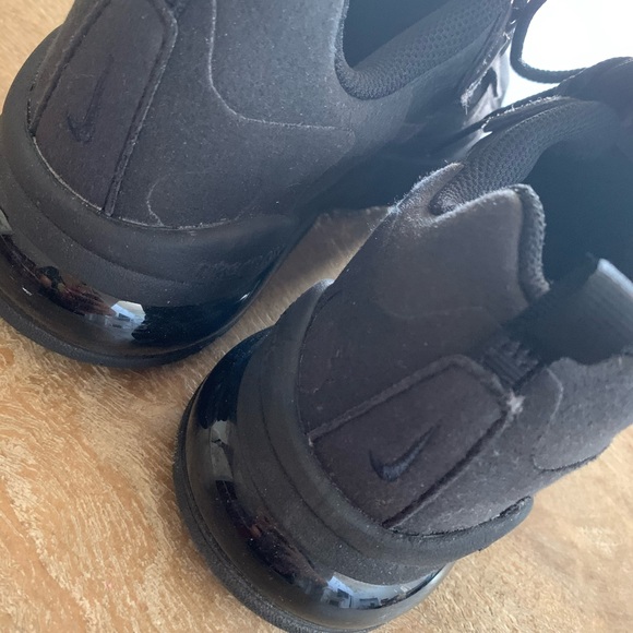 Youth Shoes NIKE Air Max 270. Color - Picture 8 of 8